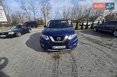 Внедорожник / Кроссовер Nissan Rogue 2018 в Тернополе