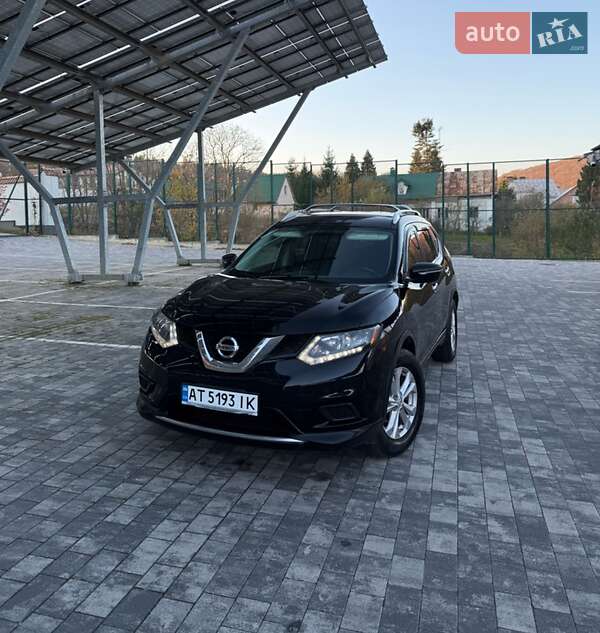 Внедорожник / Кроссовер Nissan Rogue 2015 в Львове