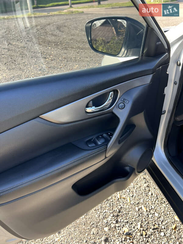 Внедорожник / Кроссовер Nissan Rogue 2015 в Кривом Роге фото 25 Внедорожник / Кроссовер Nissan Rogue 2015 в Кривом Роге