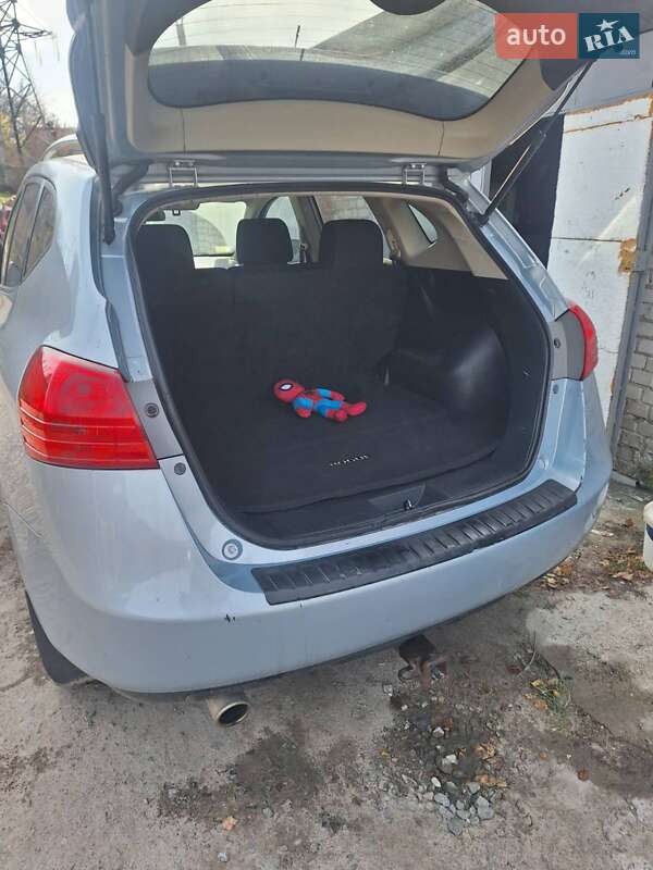 Внедорожник / Кроссовер Nissan Rogue 2011 в Белой Церкви