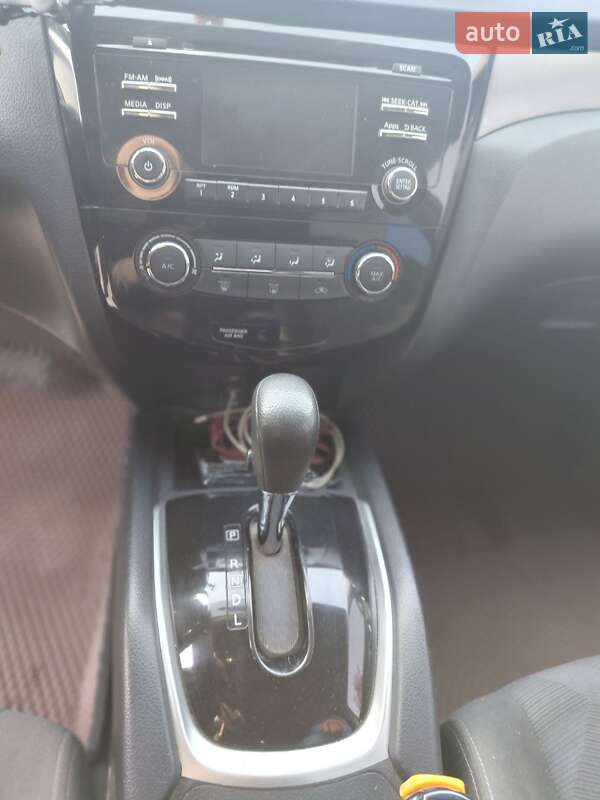 Внедорожник / Кроссовер Nissan Rogue 2015 в Бердичеве фото 28 Внедорожник / Кроссовер Nissan Rogue 2015 в Бердичеве