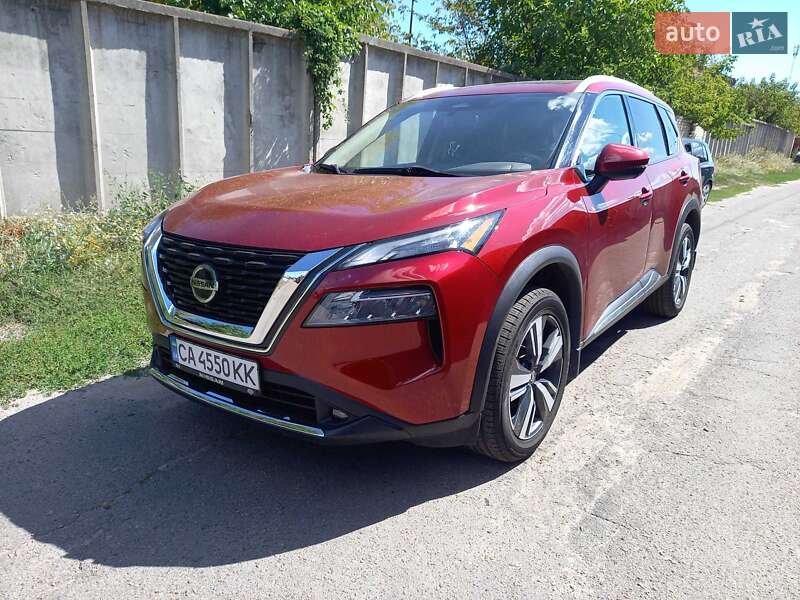 Внедорожник / Кроссовер Nissan Rogue 2020 в Черкассах