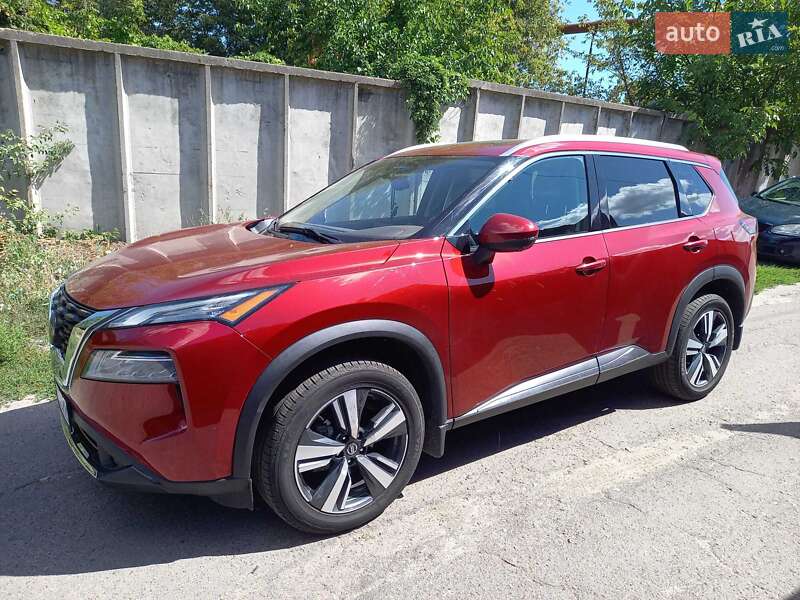 Внедорожник / Кроссовер Nissan Rogue 2020 в Черкассах