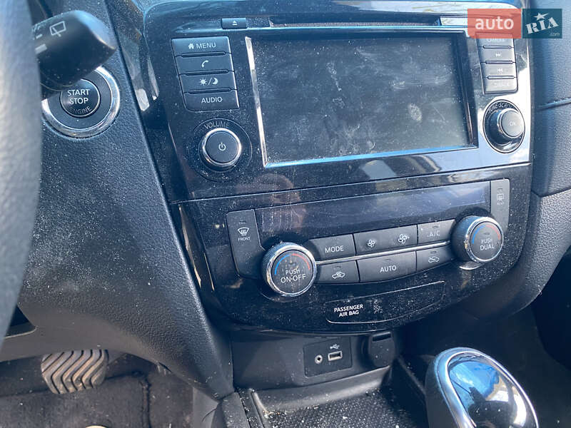 Внедорожник / Кроссовер Nissan Rogue 2019 в Киеве фото 12 Внедорожник / Кроссовер Nissan Rogue 2019 в Киеве