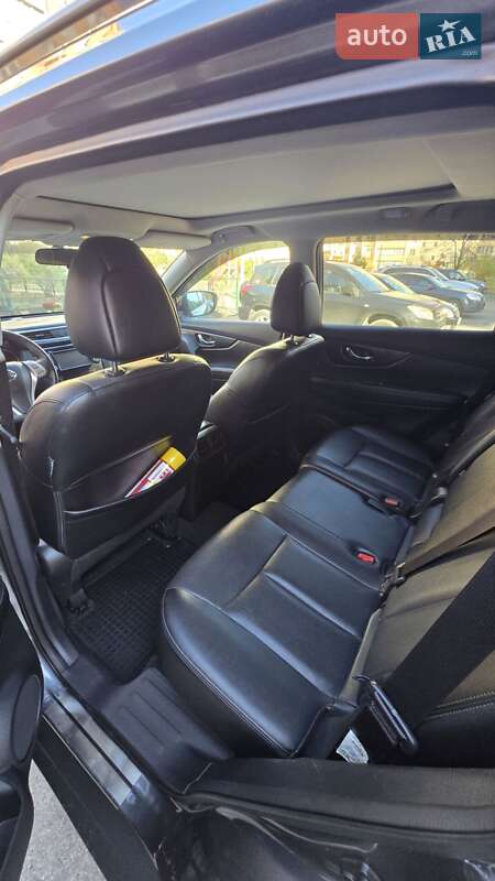 Внедорожник / Кроссовер Nissan Rogue 2015 в Киеве