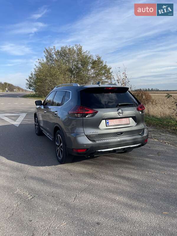 Внедорожник / Кроссовер Nissan Rogue 2019 в Бродах