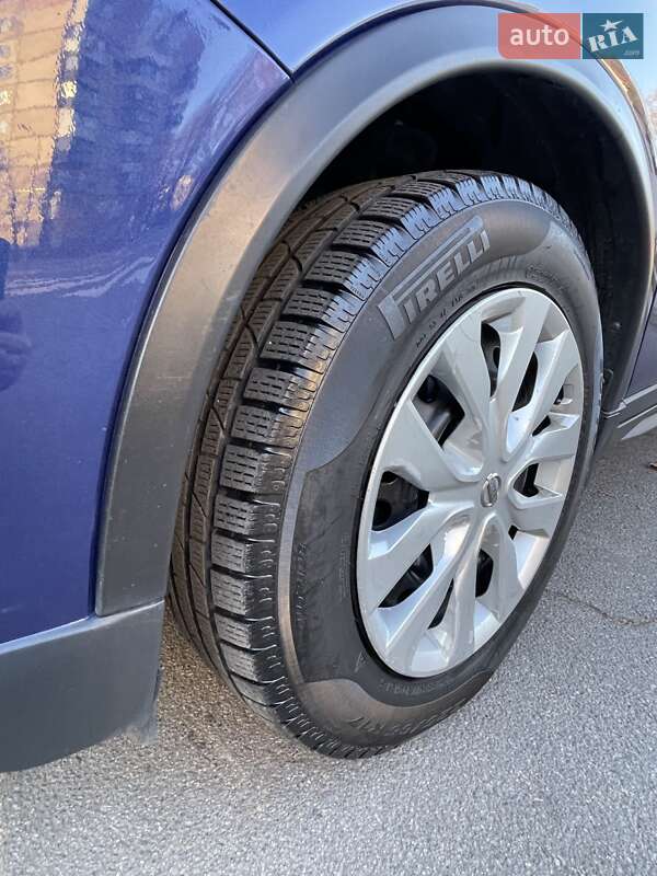 Позашляховик / Кросовер Nissan Rogue 2017 в Вінниці