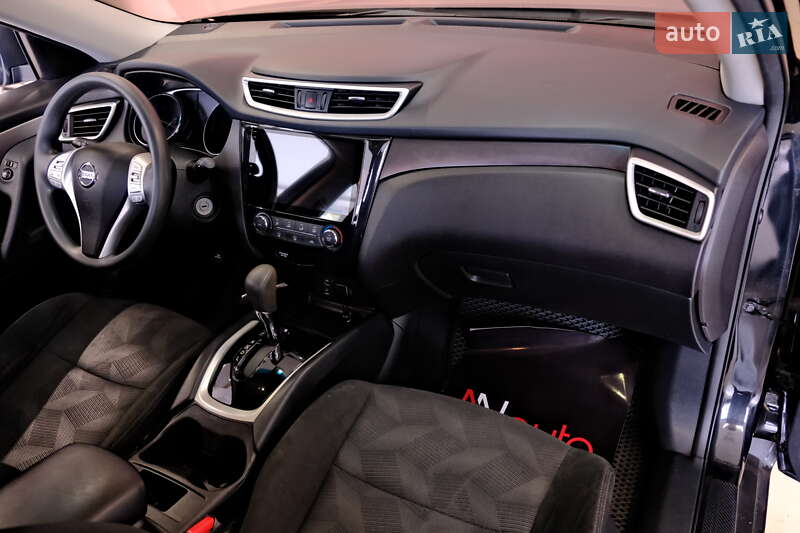 Позашляховик / Кросовер Nissan Rogue 2016 в Одесі