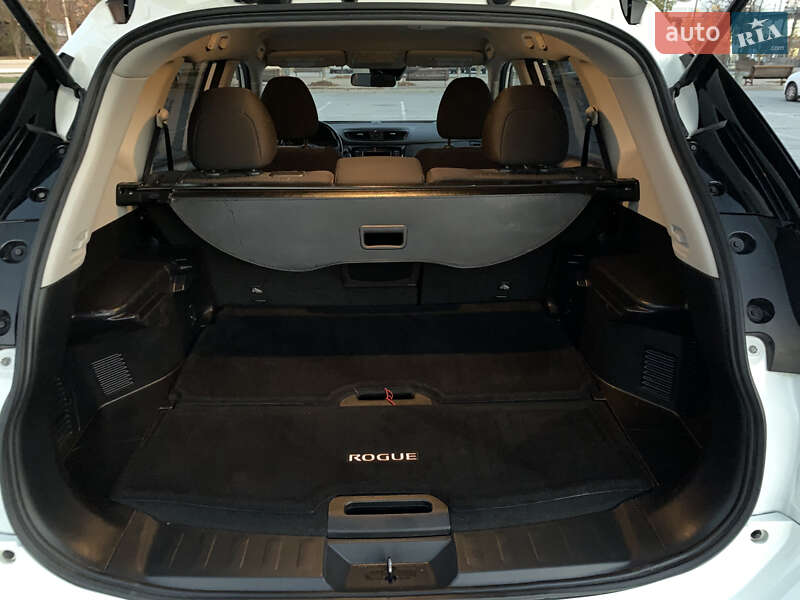 Внедорожник / Кроссовер Nissan Rogue 2019 в Запорожье