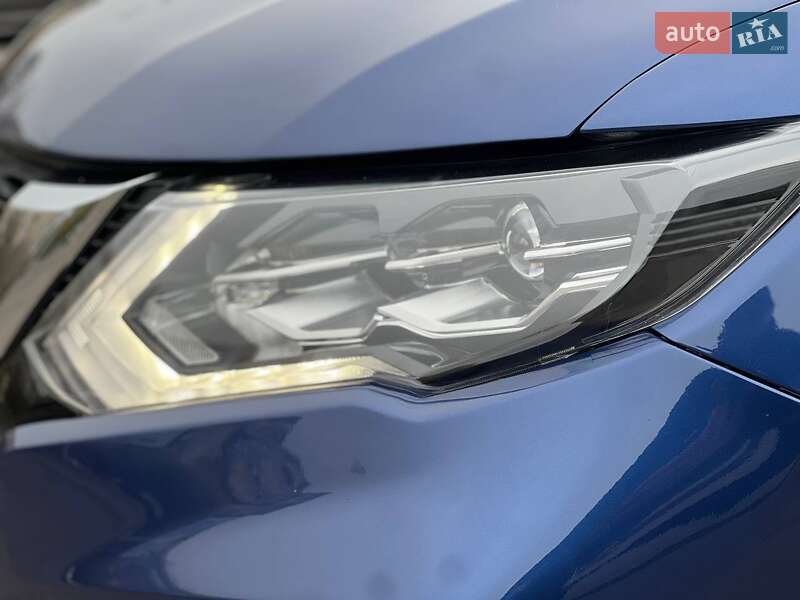 Внедорожник / Кроссовер Nissan Rogue 2017 в Одессе фото 16 Внедорожник / Кроссовер Nissan Rogue 2017 в Одессе