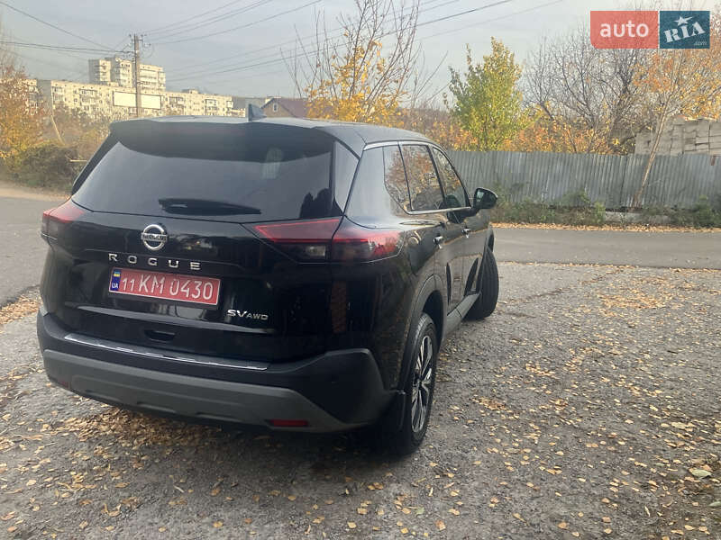 Внедорожник / Кроссовер Nissan Rogue 2021 в Обухове