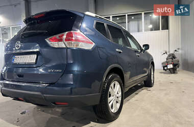 Позашляховик / Кросовер Nissan Rogue 2015 в Рівному