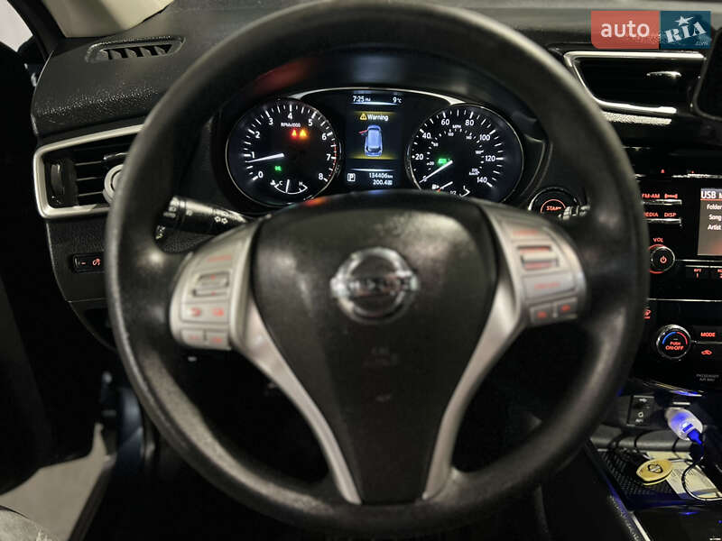 Внедорожник / Кроссовер Nissan Rogue 2015 в Ровно фото 62 Внедорожник / Кроссовер Nissan Rogue 2015 в Ровно