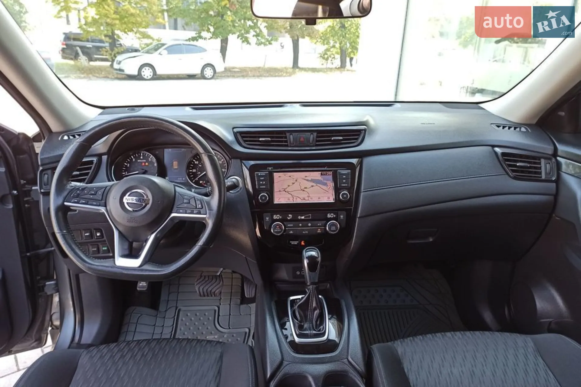 2017 Nissan Rogue - мініатюра 14