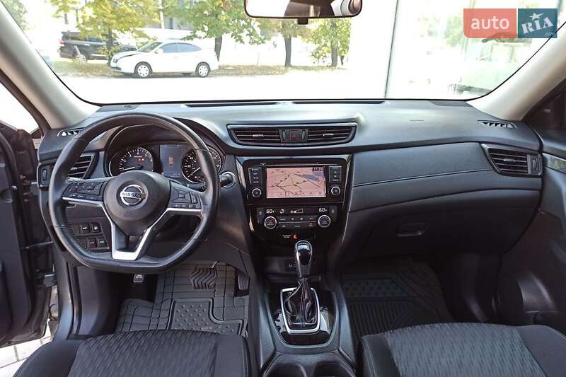 Внедорожник / Кроссовер Nissan Rogue 2017 в Днепре фото 14 Внедорожник / Кроссовер Nissan Rogue 2017 в Днепре