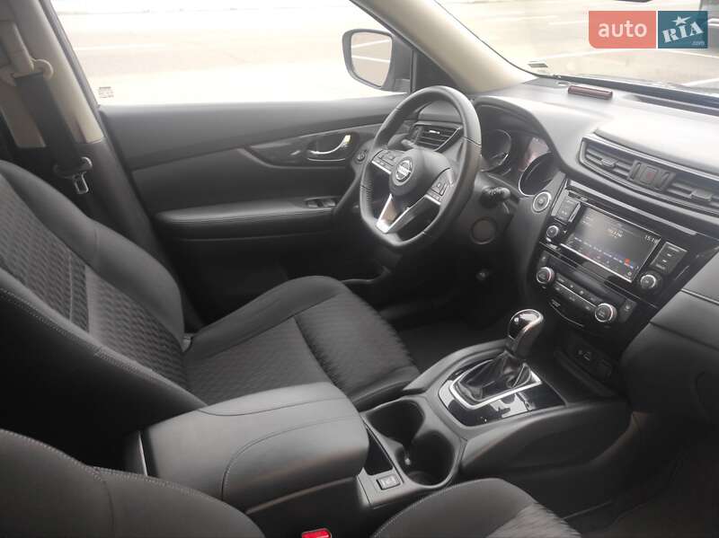 Внедорожник / Кроссовер Nissan Rogue 2018 в Киеве фото 11 Внедорожник / Кроссовер Nissan Rogue 2018 в Киеве