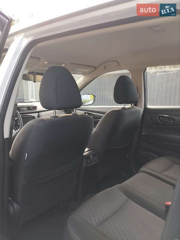 Позашляховик / Кросовер Nissan Rogue 2020 в Івано-Франківську