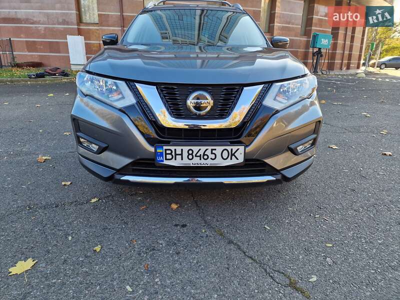 Позашляховик / Кросовер Nissan Rogue 2018 в Одесі