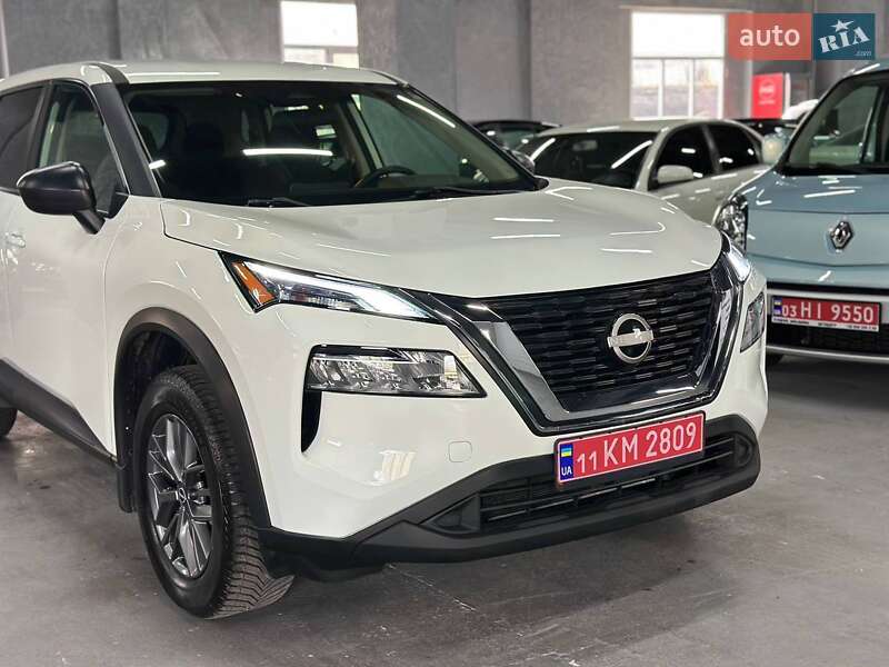 Внедорожник / Кроссовер Nissan Rogue 2023 в Каменском