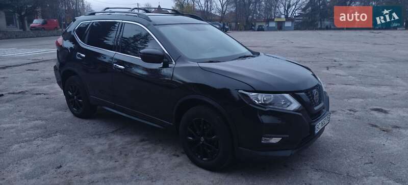Внедорожник / Кроссовер Nissan Rogue 2018 в Харькове
