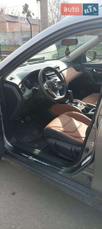 Внедорожник / Кроссовер Nissan Rogue 2017 в Жмеринке