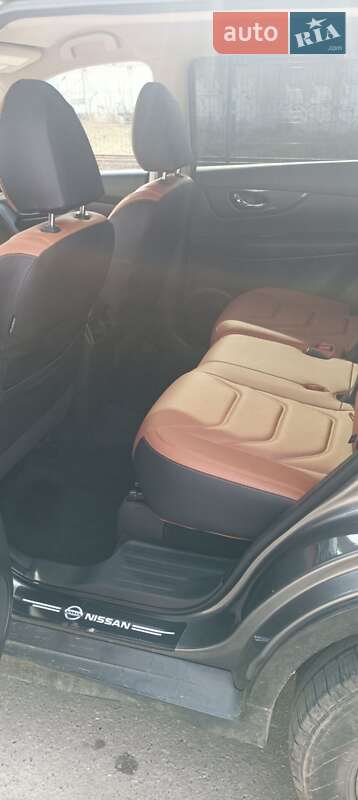 Внедорожник / Кроссовер Nissan Rogue 2017 в Жмеринке