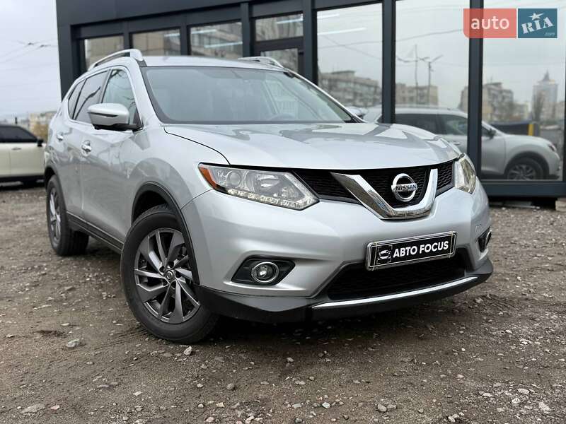Внедорожник / Кроссовер Nissan Rogue 2015 в Киеве
