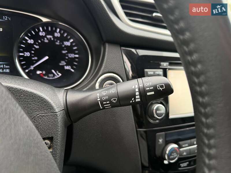 Внедорожник / Кроссовер Nissan Rogue 2015 в Киеве