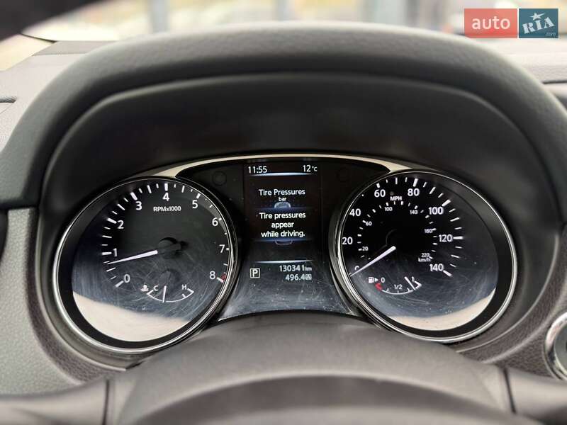 Внедорожник / Кроссовер Nissan Rogue 2015 в Киеве