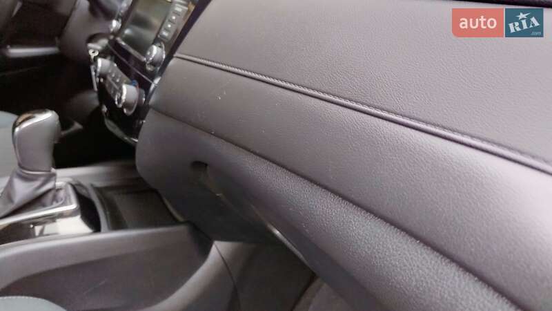 Внедорожник / Кроссовер Nissan Rogue 2019 в Ровно