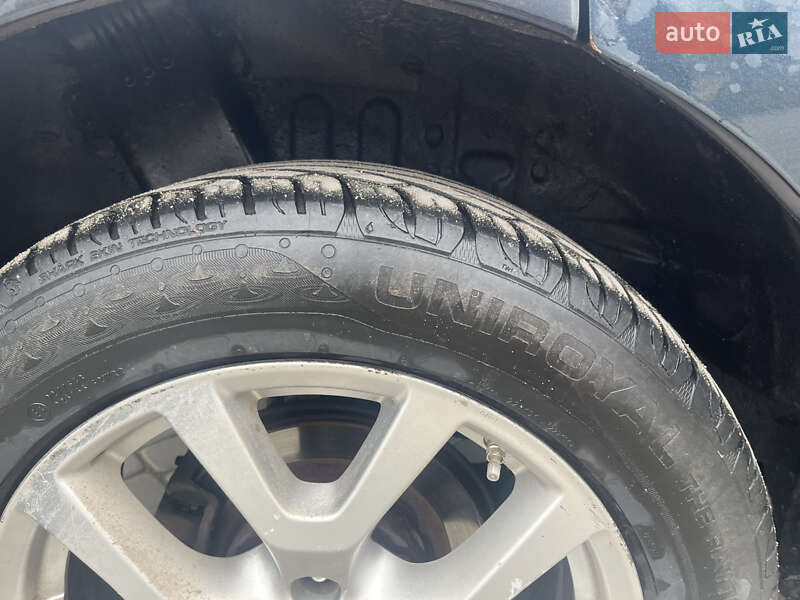 Внедорожник / Кроссовер Nissan Rogue 2013 в Подкамне фото 7 Внедорожник / Кроссовер Nissan Rogue 2013 в Подкамне