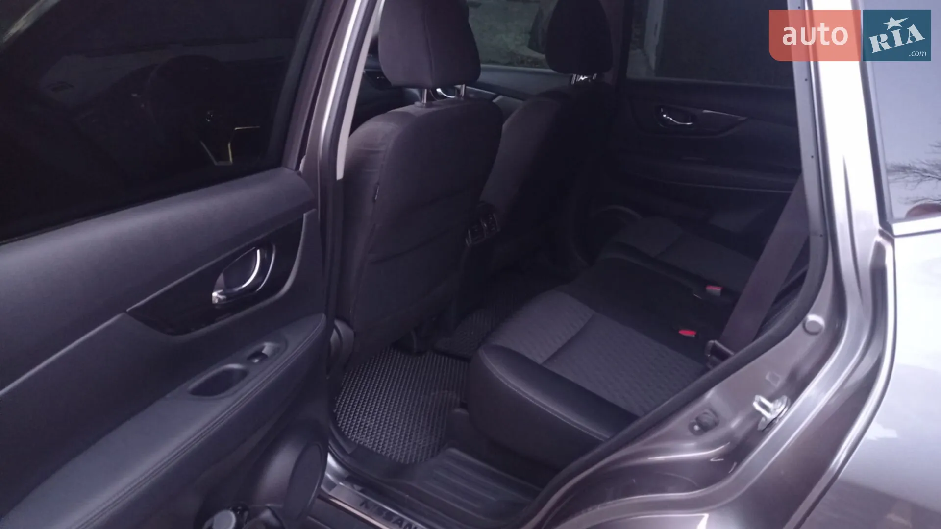 2018 Nissan Rogue - мініатюра 18