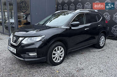 Позашляховик / Кросовер Nissan Rogue 2017 в Києві