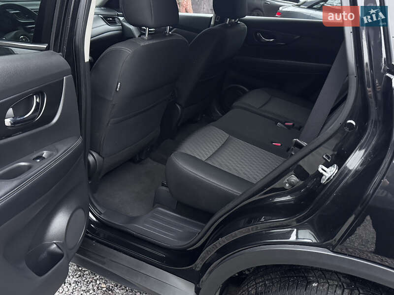 Внедорожник / Кроссовер Nissan Rogue 2017 в Киеве фото 14 Внедорожник / Кроссовер Nissan Rogue 2017 в Киеве