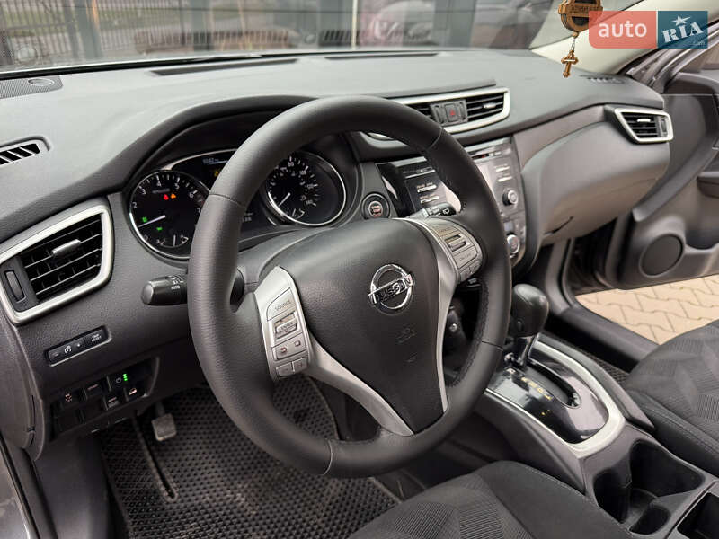 Внедорожник / Кроссовер Nissan Rogue 2014 в Киеве