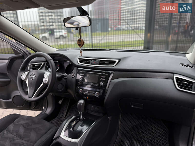 Внедорожник / Кроссовер Nissan Rogue 2014 в Киеве