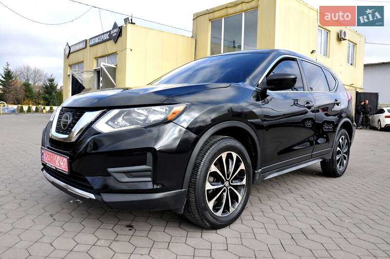 Позашляховик / Кросовер Nissan Rogue 2018 в Львові фото 15 Позашляховик / Кросовер Nissan Rogue 2018 в Львові