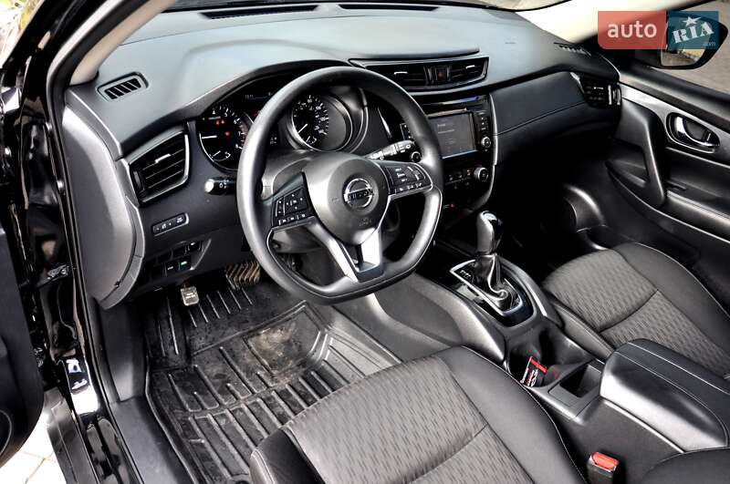 Позашляховик / Кросовер Nissan Rogue 2018 в Львові фото 18 Позашляховик / Кросовер Nissan Rogue 2018 в Львові