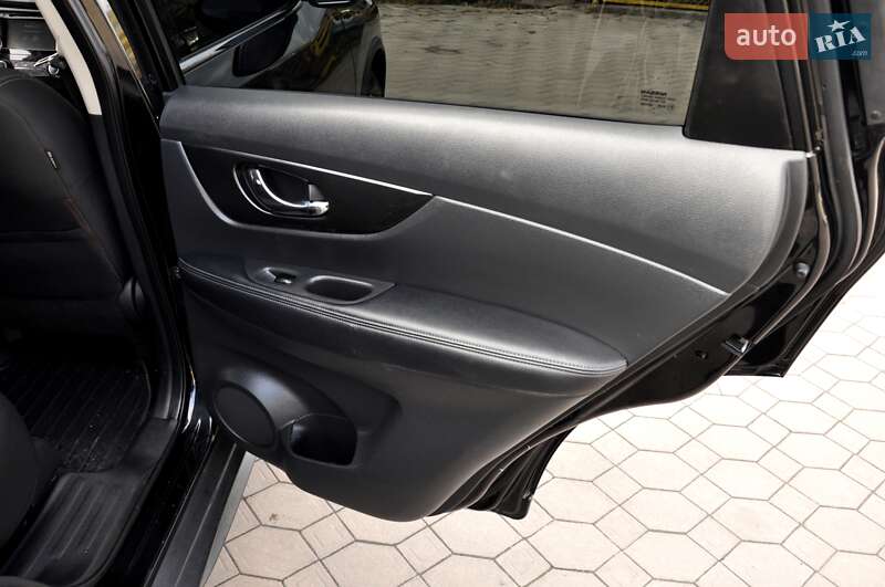 Позашляховик / Кросовер Nissan Rogue 2018 в Львові фото 24 Позашляховик / Кросовер Nissan Rogue 2018 в Львові