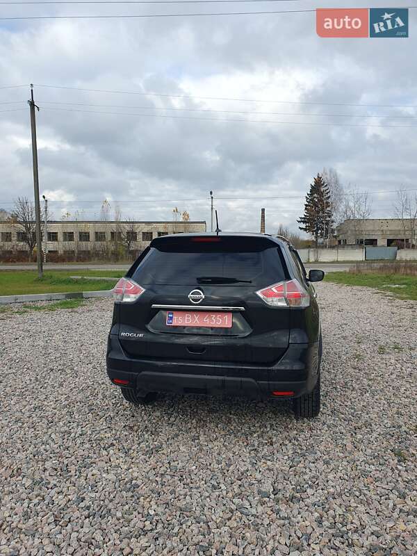 Позашляховик / Кросовер Nissan Rogue 2016 в Березному