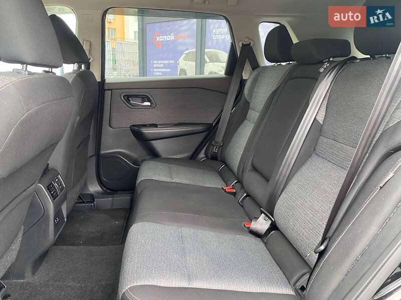 Внедорожник / Кроссовер Nissan Rogue 2022 в Виннице