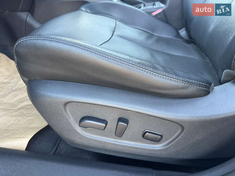 Внедорожник / Кроссовер Nissan Rogue 2015 в Стрые фото 45 Внедорожник / Кроссовер Nissan Rogue 2015 в Стрые