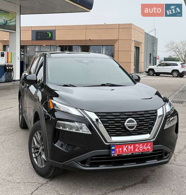 Внедорожник / Кроссовер Nissan Rogue 2021 в Днепре