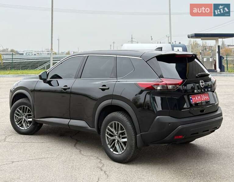 Внедорожник / Кроссовер Nissan Rogue 2021 в Днепре
