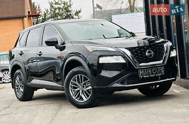 Позашляховик / Кросовер Nissan Rogue 2021 в Харкові