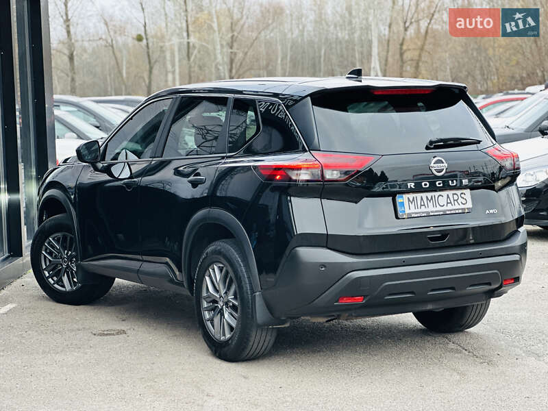 Позашляховик / Кросовер Nissan Rogue 2021 в Харкові
