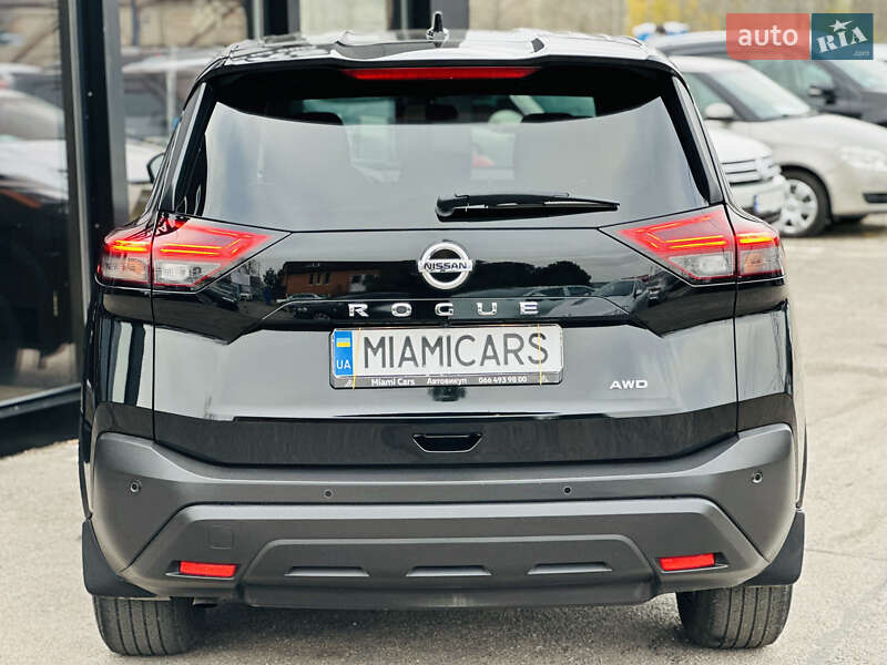 Позашляховик / Кросовер Nissan Rogue 2021 в Харкові