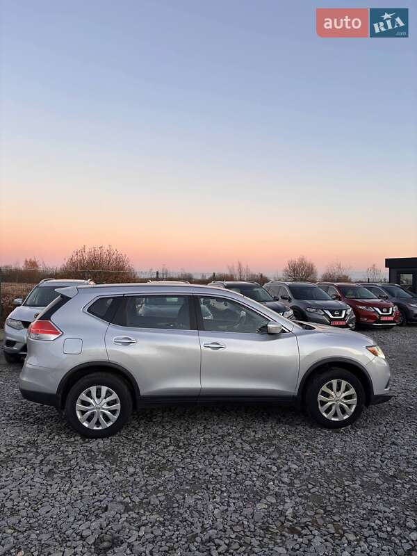 Внедорожник / Кроссовер Nissan Rogue 2015 в Львове