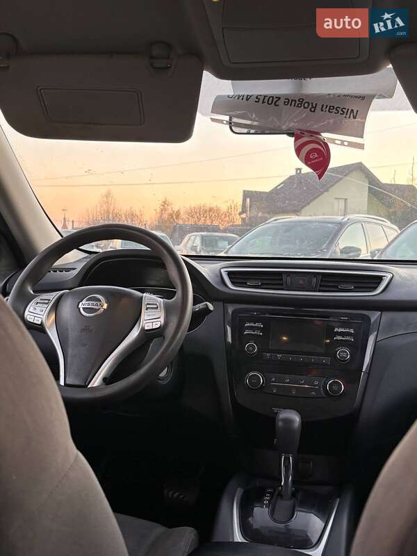 Внедорожник / Кроссовер Nissan Rogue 2015 в Львове