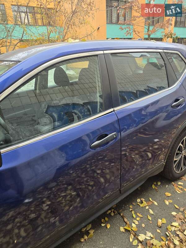 Внедорожник / Кроссовер Nissan Rogue 2017 в Киеве